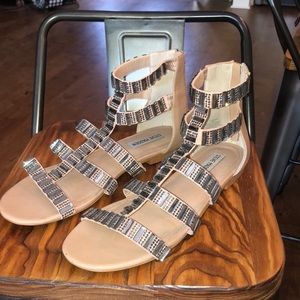Steve Madden “Cameoo” Gladiator Sandal Size 9